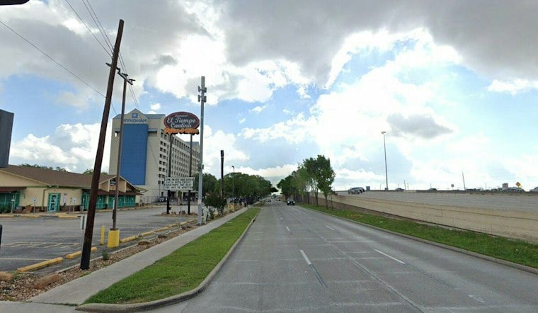 Houston Wrongful Death Suit Revived After Man Died Crossing 8 Lanes of I-610