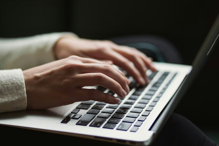 Howard County Schools Weigh Student AI Rules Limiting Use to Grades 9-12