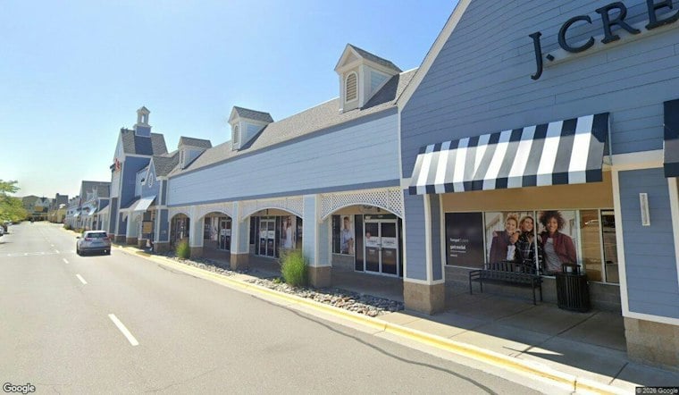 Howell Crafter's New Bloom Bar Lets Shoppers Build Mini Bead Bouquets