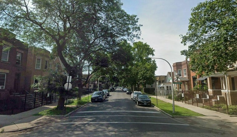 Humboldt Park Business Shooting Leaves Man, 31, Critical at Mount Sinai