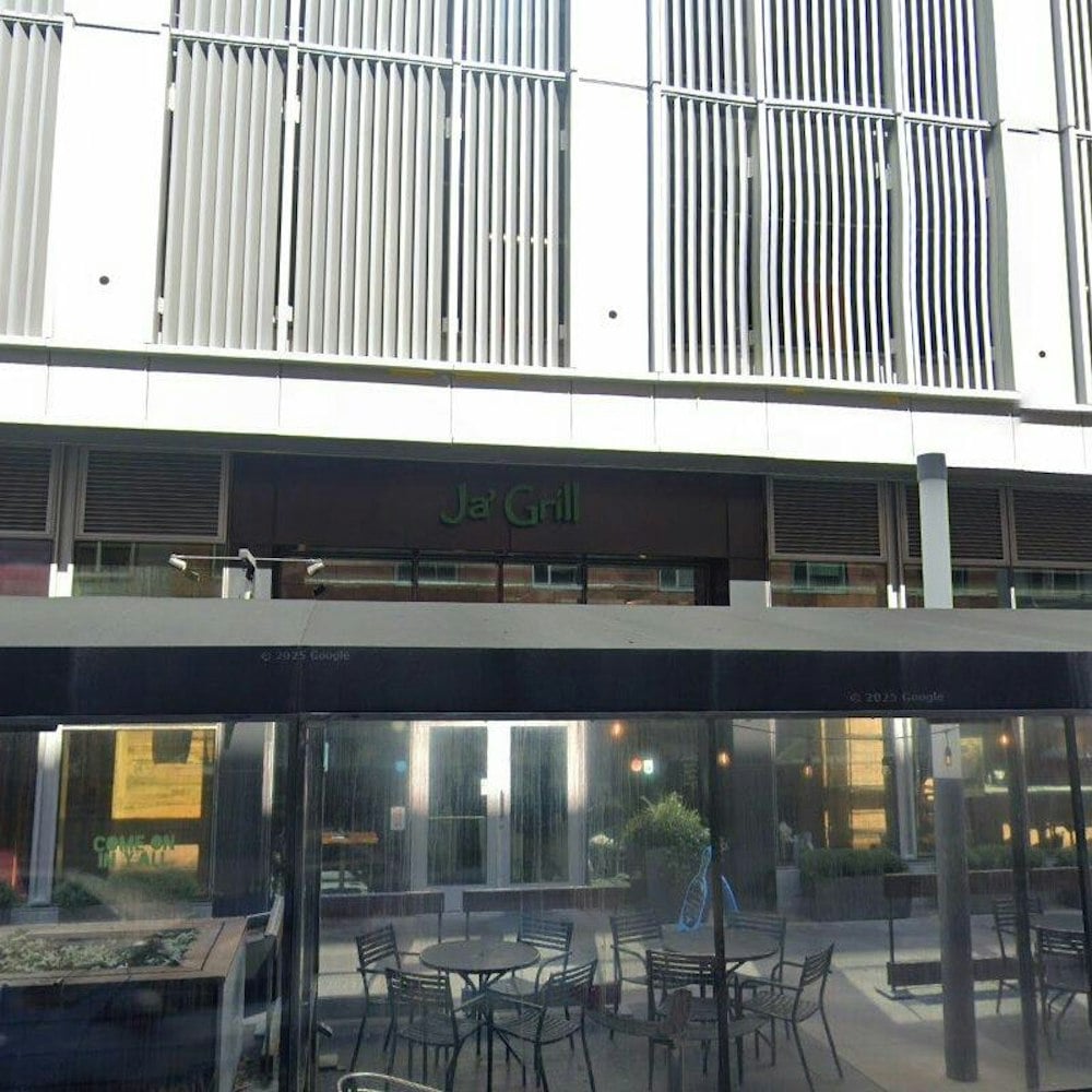 Hyde Park's Ja' Grill Closes Harper Court Doors Monday After 19 Years
