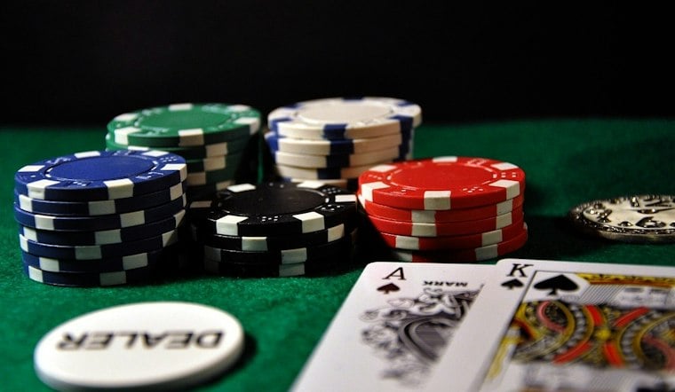 Illinois Lawyers Study Examines Mental Health and Gambling