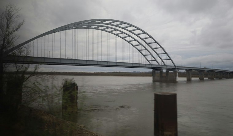 Illinois Trooper Responded to Jefferson Barracks Bridge Call