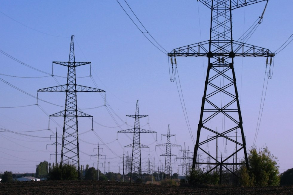 Indiana Clears Eminent Domain for Power Lines Feeding Boone County's Meta, Lilly Boom