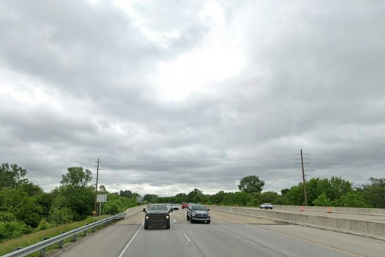 Indianapolis Forecast: Gusty Showers, Weekend Frost Risk and a Warm-Up Ahead