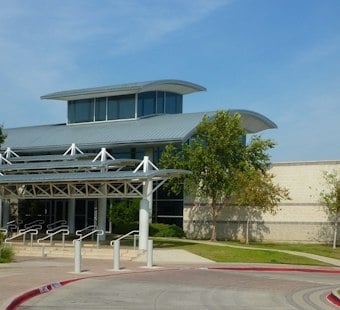 Irving ISD Teacher Pay Overhaul Leaves Hundreds Earning Less, Union Says
