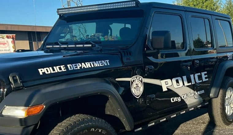 Jackson Police Find Three Guns in Car With Five Juveniles Overnight