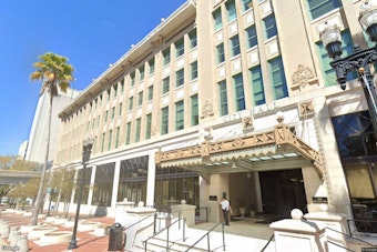 Jacksonville Eyes Open-Container Zone for Pearl Square's New Beer Garden