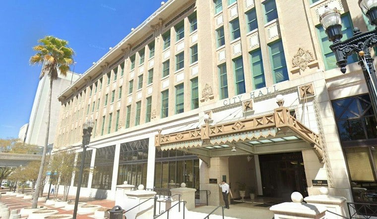 Jacksonville Eyes Open-Container Zone for Pearl Square's New Beer Garden