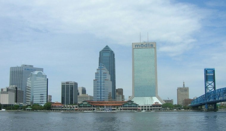 Jacksonville Wakes to Fog, Basks in Sun Before Weekend Winds Whip Beaches