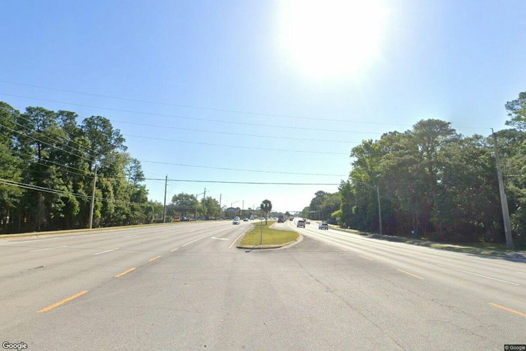 Jacksonville Woman, 54, Killed Crossing Atlantic Boulevard Late Friday Night