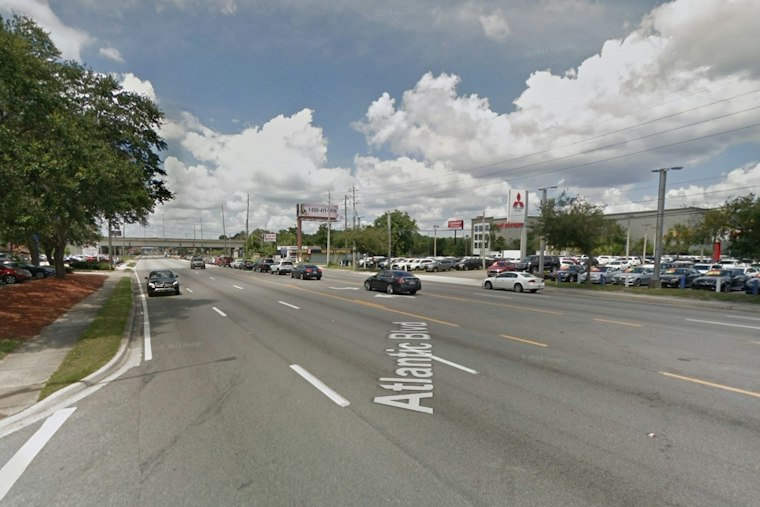 Jacksonville Woman Shot Amid Crowd on Atlantic Boulevard