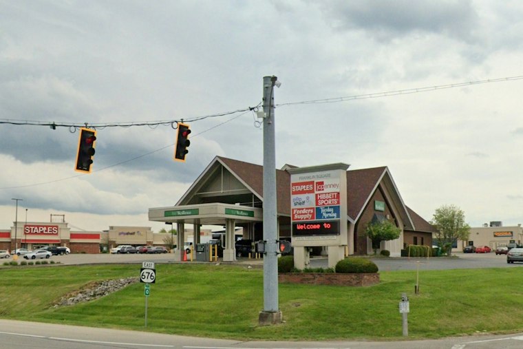 Jaggers Opened in Frankfort Oct. 19, Hiring 101 for Franklin Square Debut