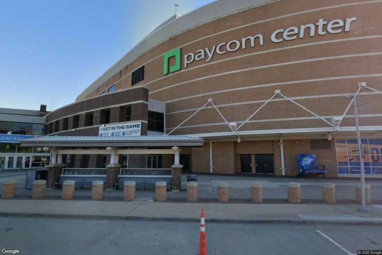 Jalen Williams Stretchered Off in Thunder Win, Status Still Unknown