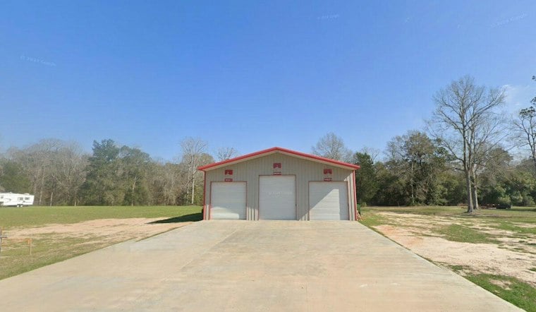 Jasper Man Badly Hurt When Mobile Home Tire Blows, Trailer Frame Hits His Back