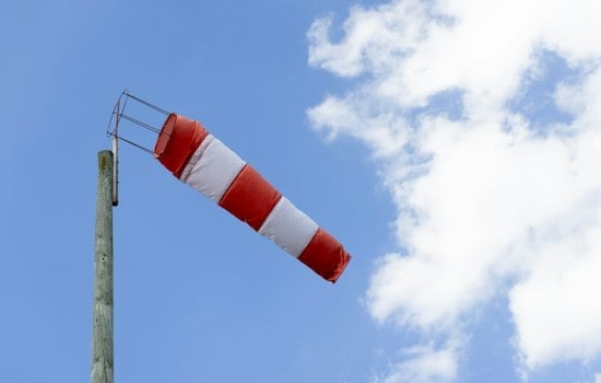 Jax Lashed by Fierce Winds as Coastal Floods, Rough Surf Threaten Through Weekend