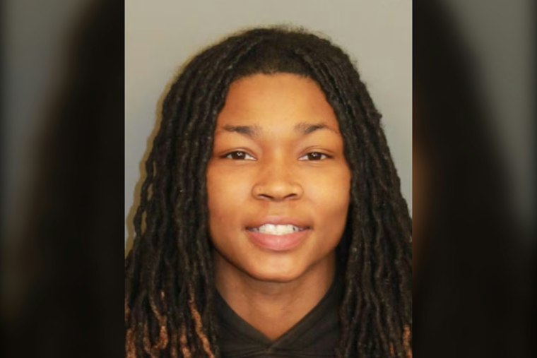 Jefferson County Deputy Hart Accused of Stealing $2,271, Phone From Woman
