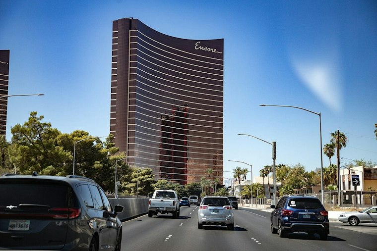 Jerry Seinfeld Ditches Caesars After 23 Years for New Wynn Residency in 2027