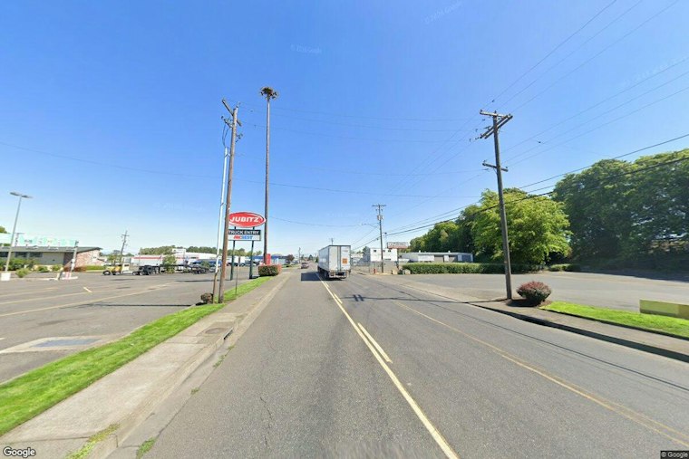 Jubitz Travel Center Welcomes More Than 2,000 Drivers Daily