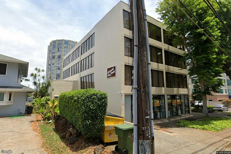 Kaimuki Dry Goods Closes Dec. 15 After a Century in Business