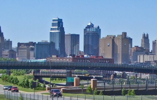 Kansas City Basks in Balmy 79-Degree Friday Before Gray Skies Creep Back