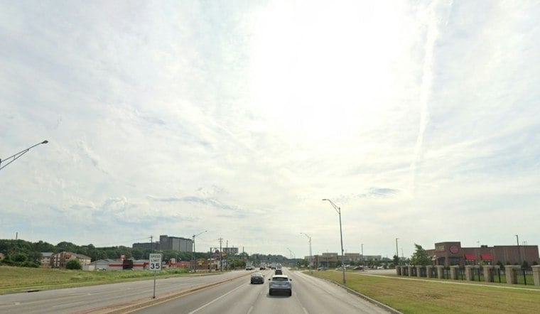 Kansas City Near 80 Before Rain Chances Build Into Halloween Weekend