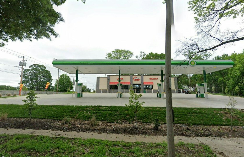 Kansas City Police Seek Family of 5-Year-Old Boy Found Alone at BP Station