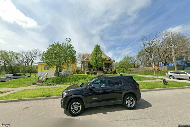 Kansas City Shooting Leaves One Dead on Garfield Avenue, Motive Still a Mystery