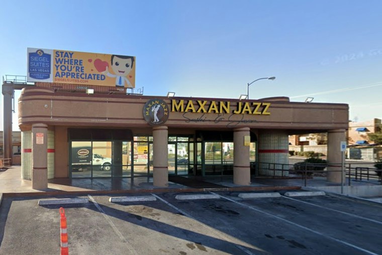 Katy Monroe Brings Costume Contest, Smokey Robinson Pianist to Vegas Jazz Club