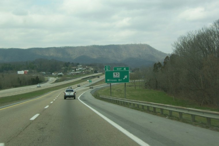 Kingsport Stabbing on I-26 Leaves Two Hurt, Driver Forces Suspect Out