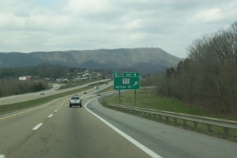 Kingsport Stabbing on I-26 Leaves Two Hurt, Driver Forces Suspect Out