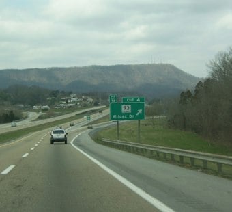 Kingsport Stabbing on I-26 Leaves Two Hurt, Driver Forces Suspect Out