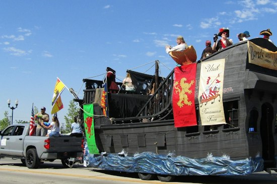 Knights Clash With Maces as Mona's Renaissance Faire Hits 14th Year