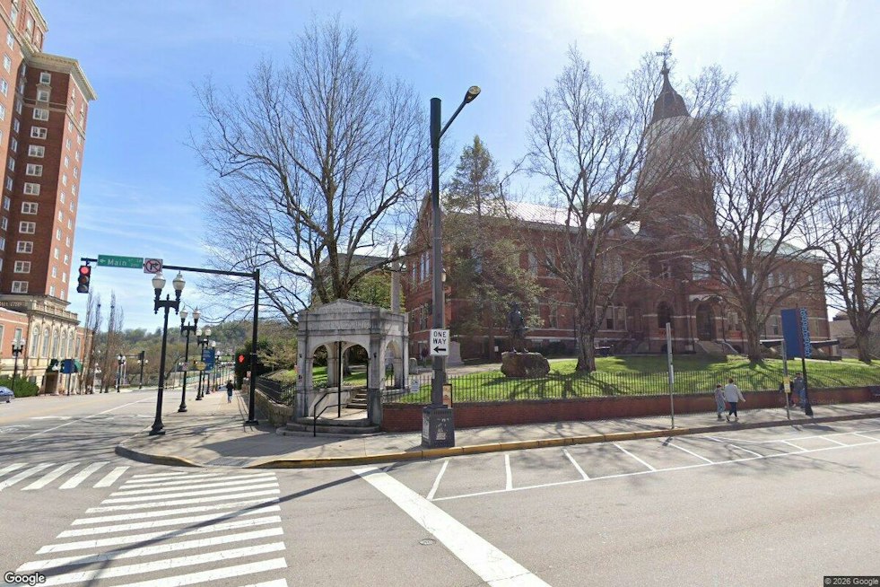 Knoxville Weighs Charter Review Plan, With Panel and 2028 Vote Still Ahead