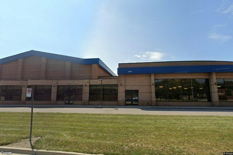 L'Anse Creuse Walks Back Middle Schooler Ban After Bleacher Fight, Board Fury