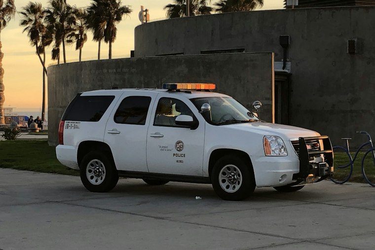 LA Council Eyes Veto of LAPD's $235M Axon Camera and AI Deal