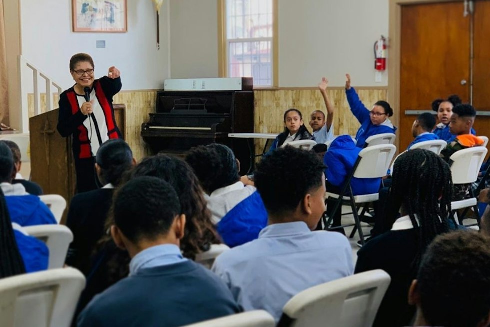LA Homelessness Governance Meeting Ends After Two Minutes Without Vote