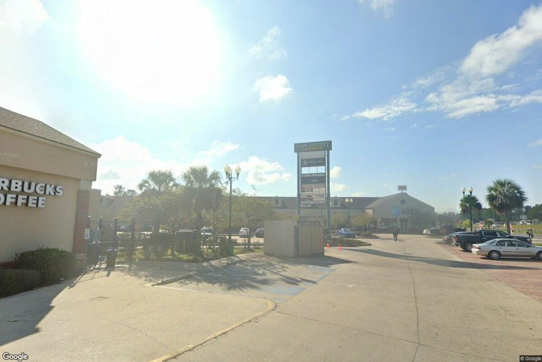 LA Hot Pot Sushi Listed at Slidell I-10 Service Road Address