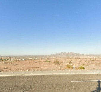 Lake Havasu's Barn Caves Pairs RV Garages With Homes, 43K-Square-Foot Gym