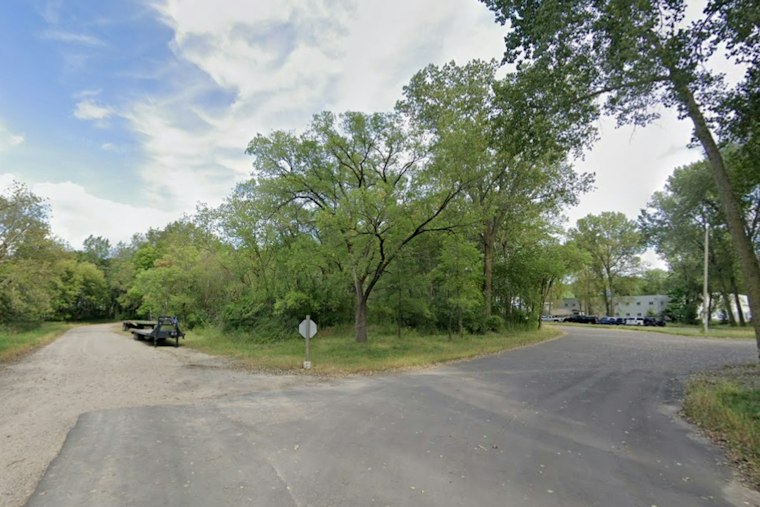 Lakeville Bus Company Snaps Up 55-Acre Vadnais Heights Campus for $12.75M