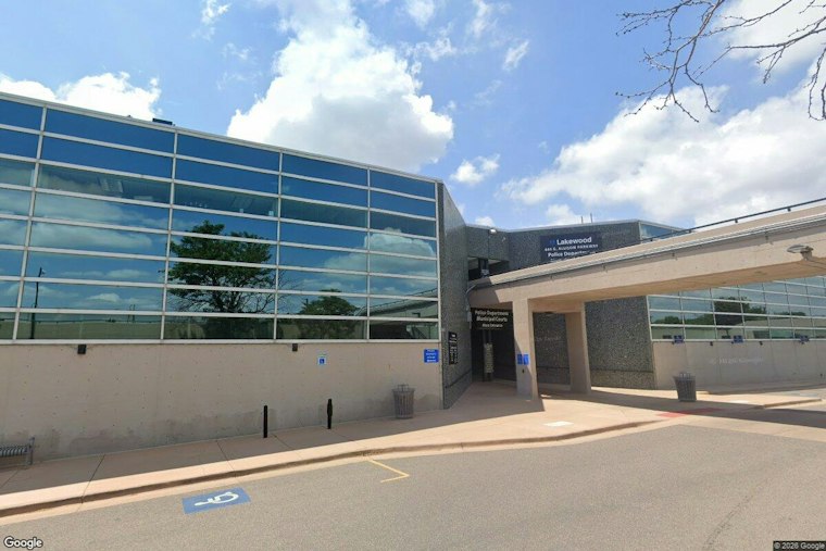 Lakewood Police Warn of ‘Bag Lady of Castle Rock’ After Car-Fouling Reports