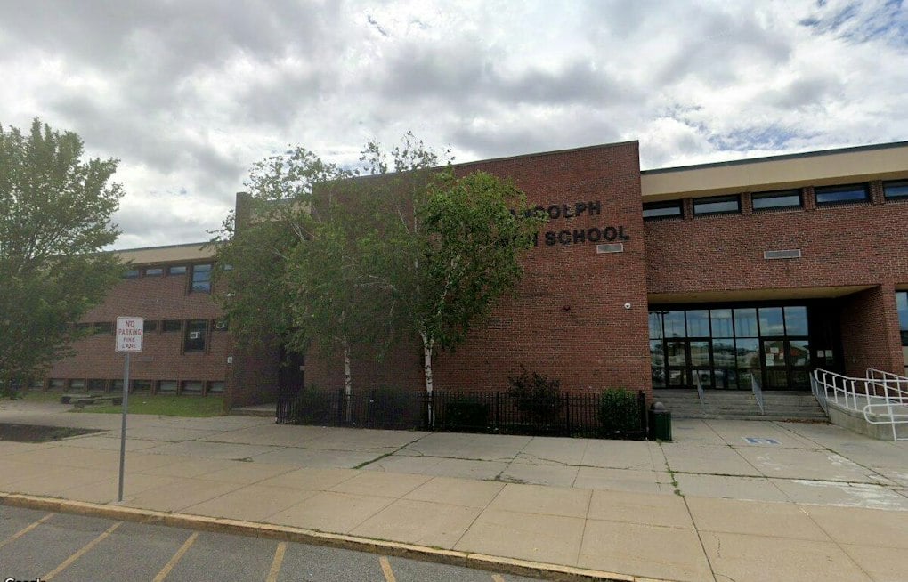 Landlocked Randolph High Builds a Crew Team, One Hour-Long Bus Ride at a Time