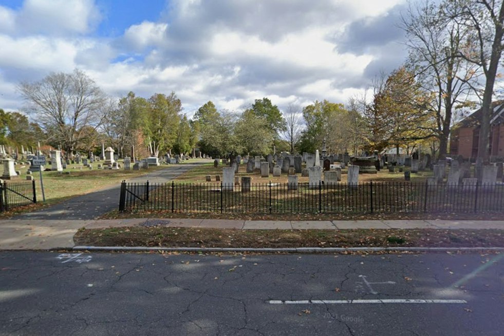 Lantern-Lit Cemetery Tours Return to West Hartford's Old North Burial Ground