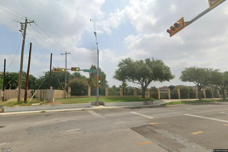 Laredo Man, 26, Jailed After Throwing Rocks at Cars, Dirt and Pebbles at Officer, Patrol Car