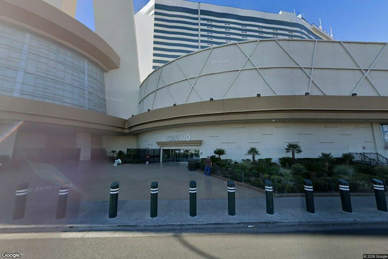 Las Vegas ALS Nonprofit's Biggest Fundraiser Lands Poolside at The STRAT