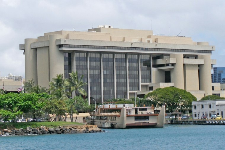 Las Vegas Man Indicted for Allegedly Blackmailing 13-Year-Old Hawaii Girl Online