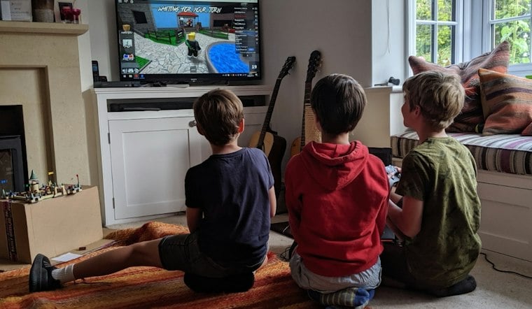 Las Vegas Parents Sue Roblox After Predator Sent 9-Year-Old Explicit Photos for Years