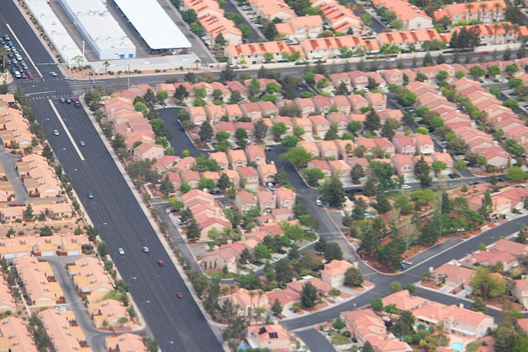 Las Vegas Sellers Sweeten Deals as Two-Thirds Offer Buyers Concessions