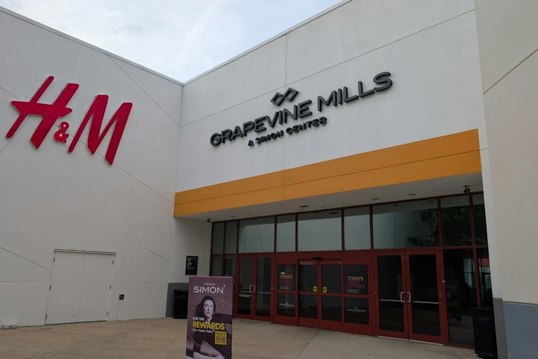 Latte Factory Pours Into a Second Grapevine Mills Storefront Near Primark