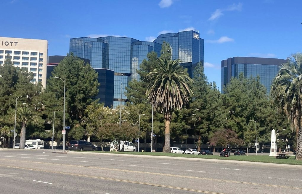 LAUSD Advances 600 Affordable Units for Teachers in Woodland Hills, West Hollywood
